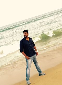 Bunty - Male escort in Hyderabad Photo 3 of 4