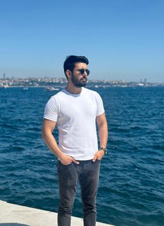 Burak Turkish BULL - Male escort in İstanbul Photo 13 of 19