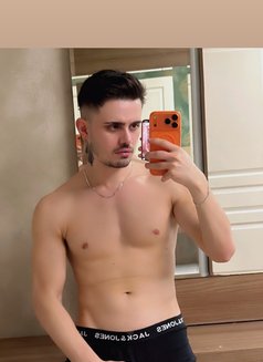 Burakzen - Acompañantes masculino in Ankara Photo 6 of 9