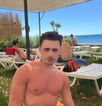Burakzen - Acompañantes masculino in Dubai