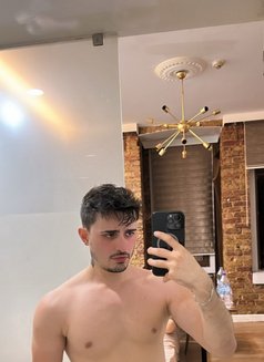 Burakzen - Male escort in Dubai Photo 4 of 7