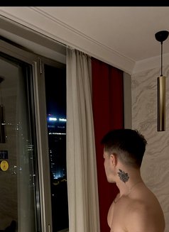 Burakzen - Male escort in Dubai Photo 6 of 7