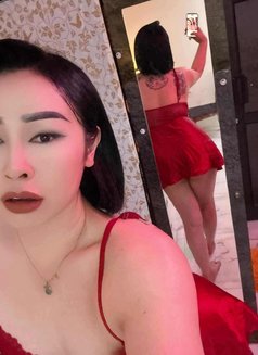 Burkom big top - Transsexual escort in Al Manama Photo 2 of 7