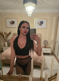 Buse - Transsexual escort in Bodrum Photo 1 of 4