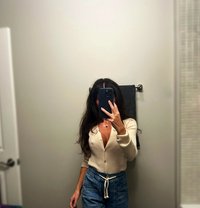 Busenur Baku - escort in Baku