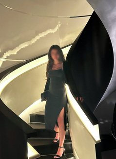 Busenur Baku - escort in Baku Photo 5 of 6