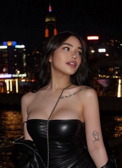 Diana - escort in Taipei Photo 8 of 14