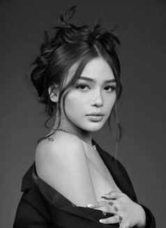 Diana - escort in Taipei Photo 13 of 14