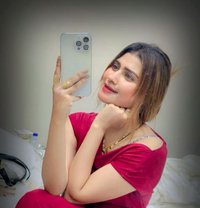 Bustie Nd Hotty Vdpalani Nungambakkam - puta in Chennai