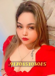Busty Ankita - puta in Doha Photo 4 of 4