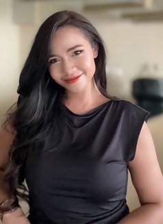 Busty Bangkok Escort Ivy - puta in Bangkok Photo 4 of 15