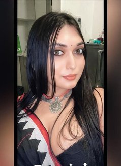 Busty Bong Alina Available for Cam. 26 - escort in New Delhi Photo 11 of 14