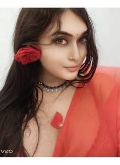 Busty Bong Alina Only for Cam. 26 - puta in Mangalore Photo 11 of 11