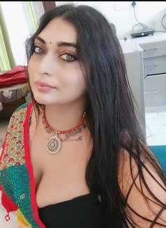 Busty Bong Alina Only for Paid Cam..26 - escort in Hyderabad Photo 10 of 10