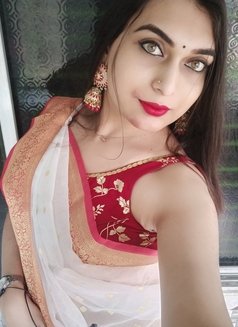 Busty Bong Alina Only for Paid Cam. 26 - escort in Chennai Photo 8 of 9