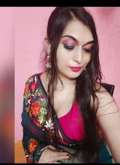 Busty Bong Alina Only for Paid Cam. 26 - escort in Chennai Photo 9 of 10