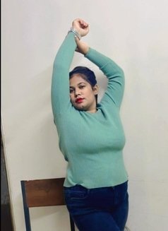 Busty Bong Roshni for paid cam.. & meet - escort in Bangalore Photo 1 of 1