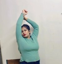 Busty Bong Roshni for paid cam.. & meet - escort in Mumbai Photo 1 of 1