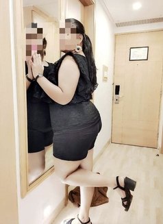 Busty Indian Babe Kerala Mallu Girl - escort in Abu Dhabi Photo 3 of 3