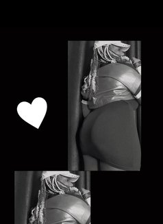 Busty - escort in Nairobi Photo 5 of 6