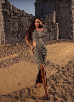 Busty LEILA - escort in Dubai Photo 29 of 30