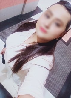 Busty Meher - escort in New Delhi Photo 3 of 8