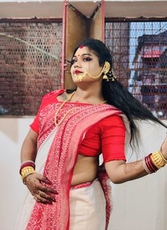 Busty Nancy - Acompañantes transexual in Kolkata Photo 6 of 15