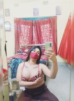 Busty Nancy - Acompañantes transexual in Kolkata Photo 15 of 15