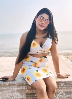 Busty Nancy - Acompañantes transexual in New Delhi Photo 9 of 30