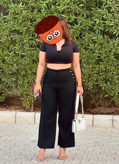 Pooja Bhabhi Meet/cam - puta in Noida Photo 6 of 22