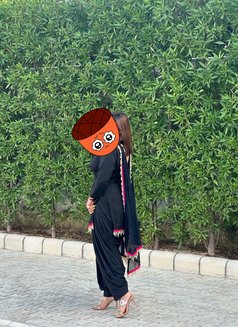 Pooja Bhabhi Meet/cam - puta in Noida Photo 7 of 22