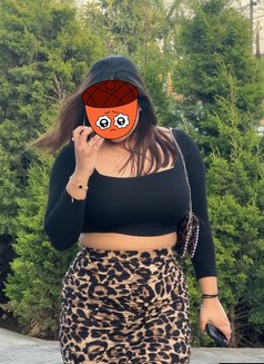 Pooja Bhabhi Meet/cam - puta in Noida Photo 14 of 22