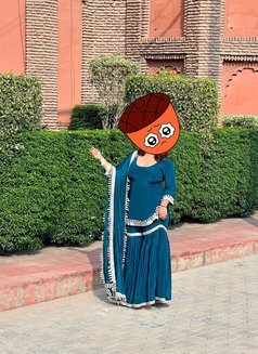 Pooja Bhabhi Meet/cam - puta in Noida Photo 16 of 22