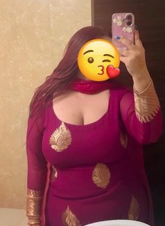 BIG CURVY BOOBS CAM/ANAL QUEEN MEET - escort in New Delhi Photo 20 of 23