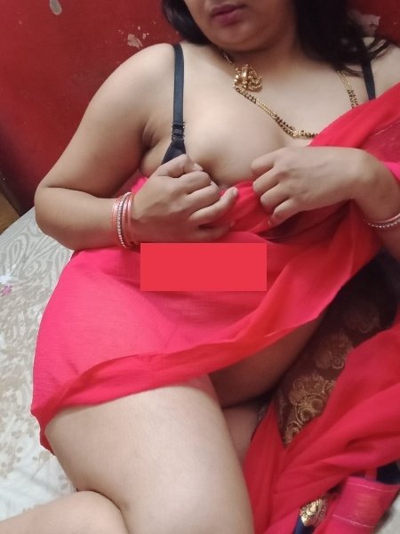 Busty Telugu Wife Cam Show, Indian escort in Coimbatore
