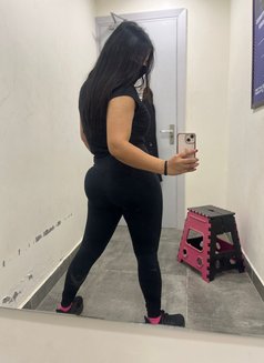 Busty Whore Muscle Woman From India - escort in Dubai Photo 5 of 5