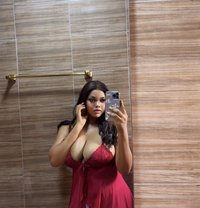 Bustylicious - escort in Accra Photo 3 of 5