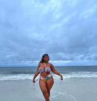 Bustylily - escort in Nairobi