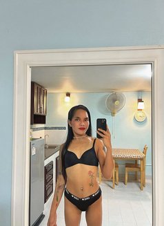 Buttercup69 - Transsexual escort in Bangkok Photo 14 of 14