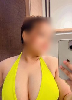Buxom Pari - escort in Chandigarh Photo 2 of 2