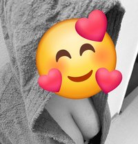 Buxom Pari - Acompañante in Chandigarh