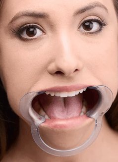 Buy Sex Toys - escort in Abu Dhabi Photo 22 of 30