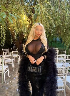 Bya Sinclair - adult performer in Bucharest Photo 12 of 12