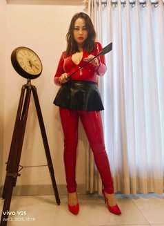 Byutti, the Anal Queen - dominatrix in Mumbai Photo 4 of 15