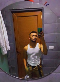 C/bebo - Acompañantes masculino in Cairo Photo 9 of 10