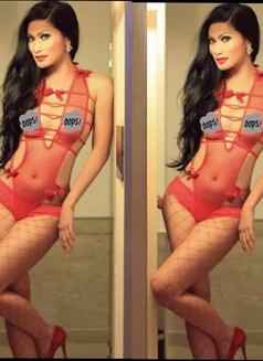 C0me and Feeel Me - Transsexual escort in Bali Photo 8 of 10