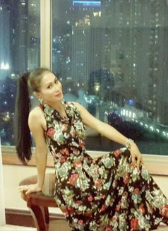 C0me and Feeel Me - Transsexual escort in Bali Photo 12 of 12