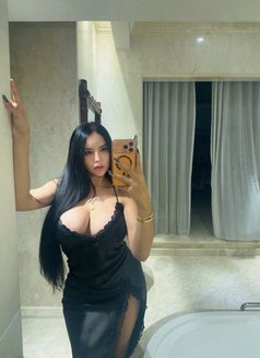 ℳᥫ᭡ca - escort in Singapore Photo 9 of 13