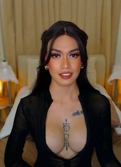 Ca Mshow Yliana Couple Content Meet 20 - Transsexual escort in Manila Photo 5 of 7