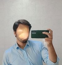 CA Qualified - Male escort in Karāchi